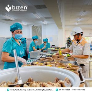 Nhân viên Bizen Catering Services 2